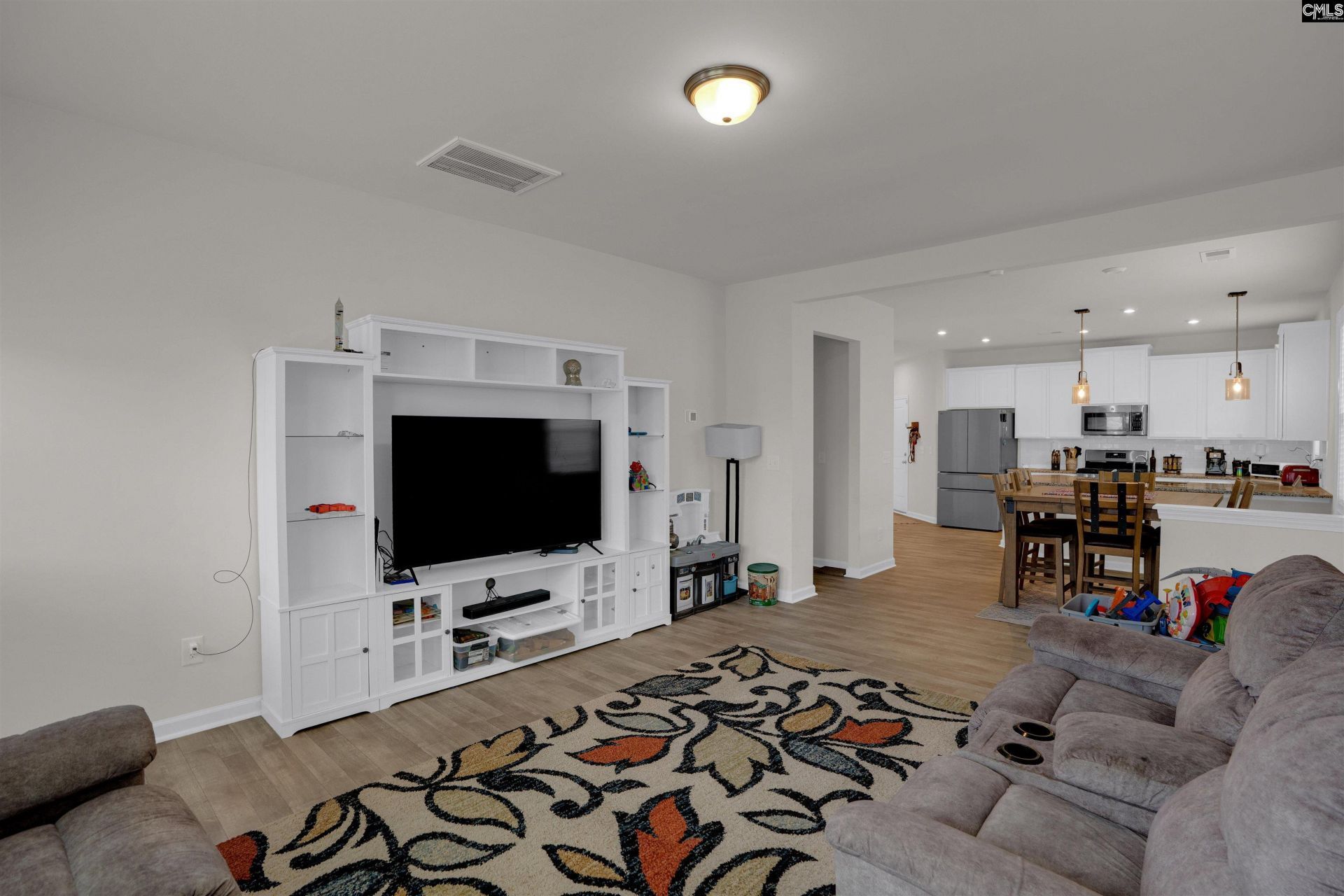 428 June Gold Lane  Photo 17