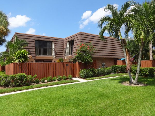 1916 19TH Court, Jupiter, FL 33477
