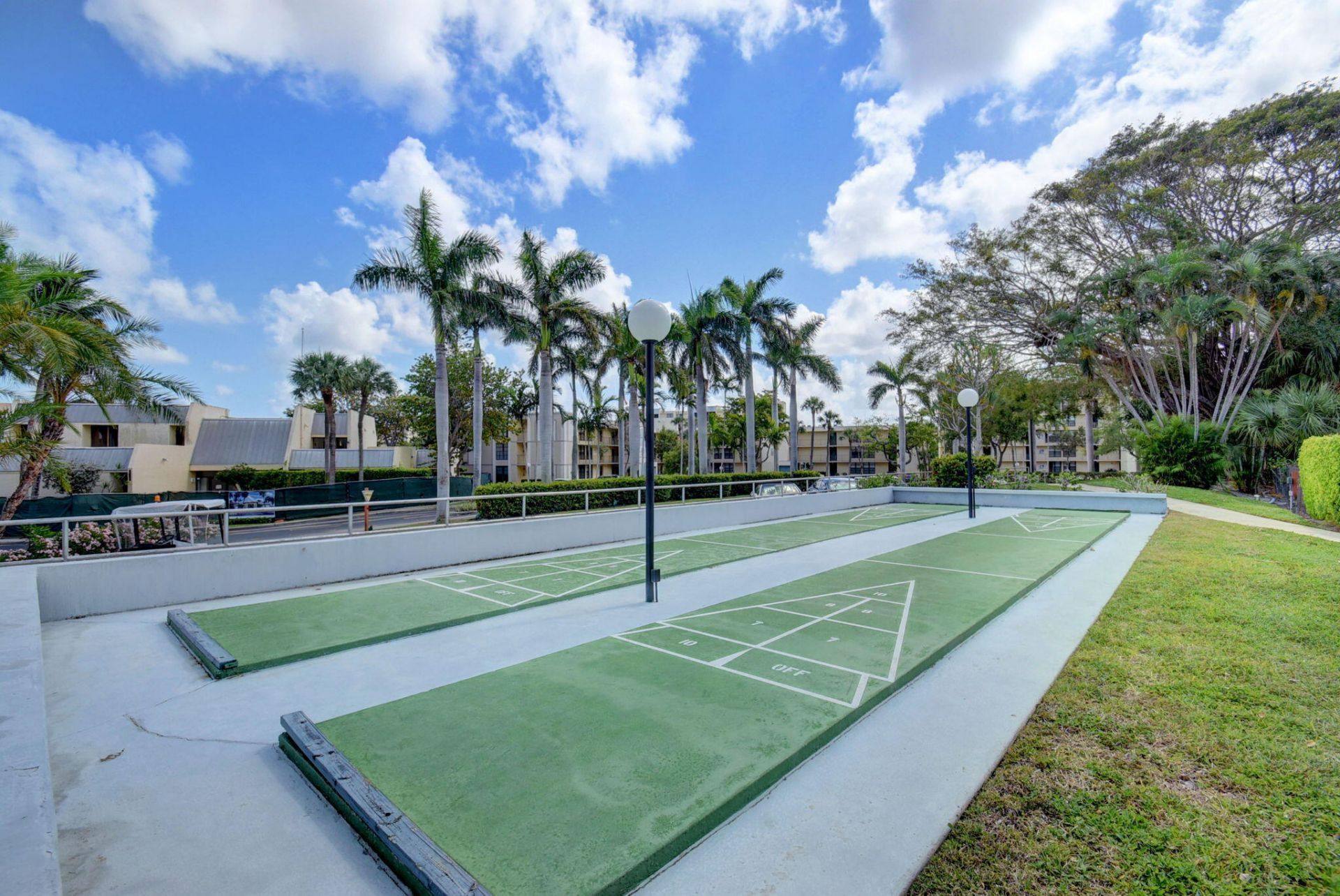 4 Royal Palm Way, Unit 403, Boca Raton, FL 33432 Photo