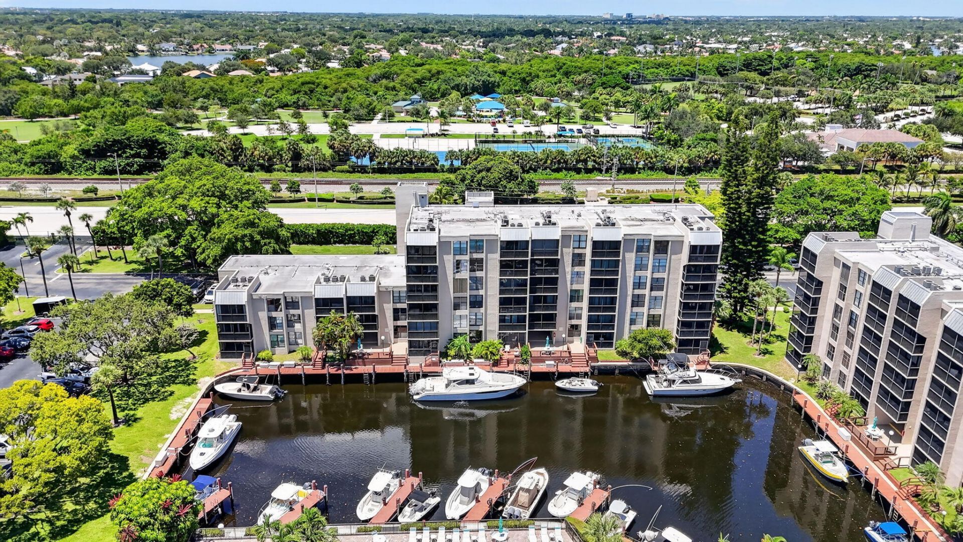 4 Royal Palm Way, Unit 403, Boca Raton, FL 33432 Photo