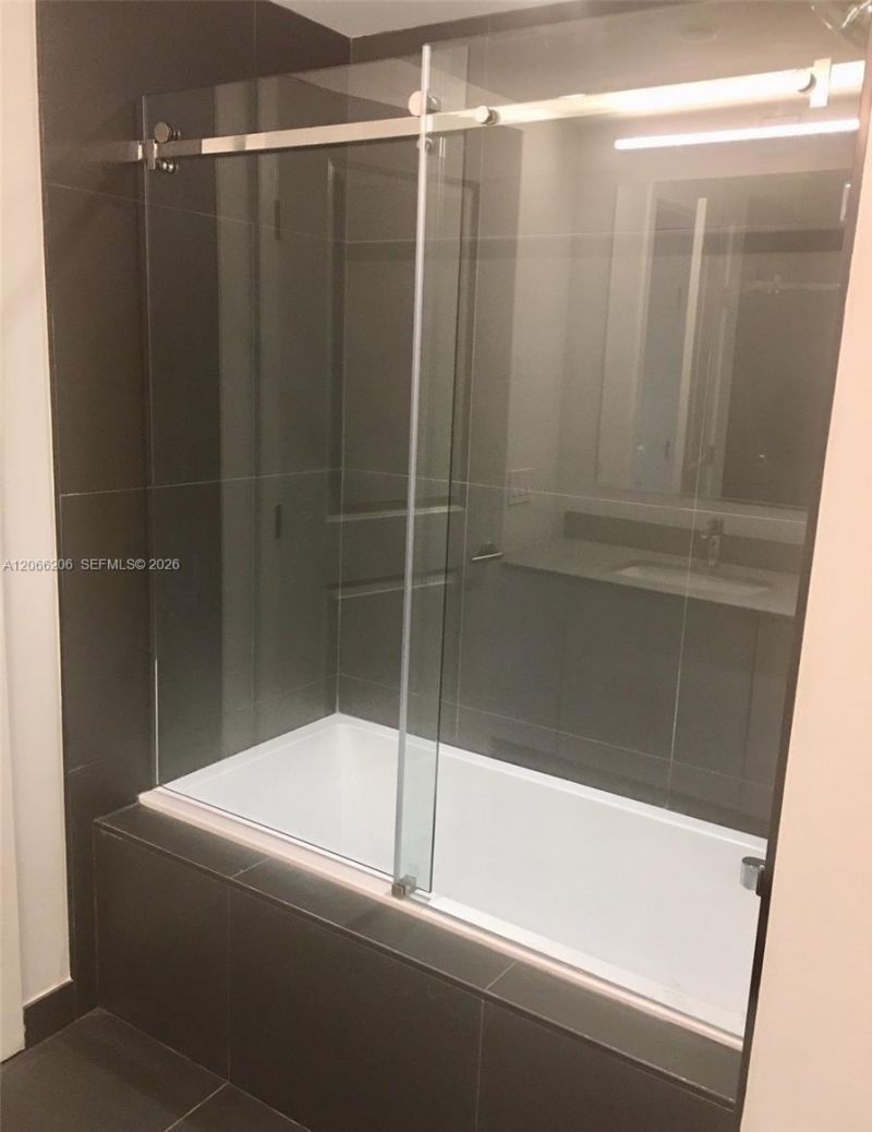 1600 NE 1st Ave , Unit 1512, Miami, FL 33132 Photo