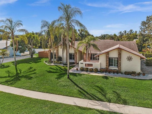 18232 S 104th Ter S, Boca Raton, FL 33498