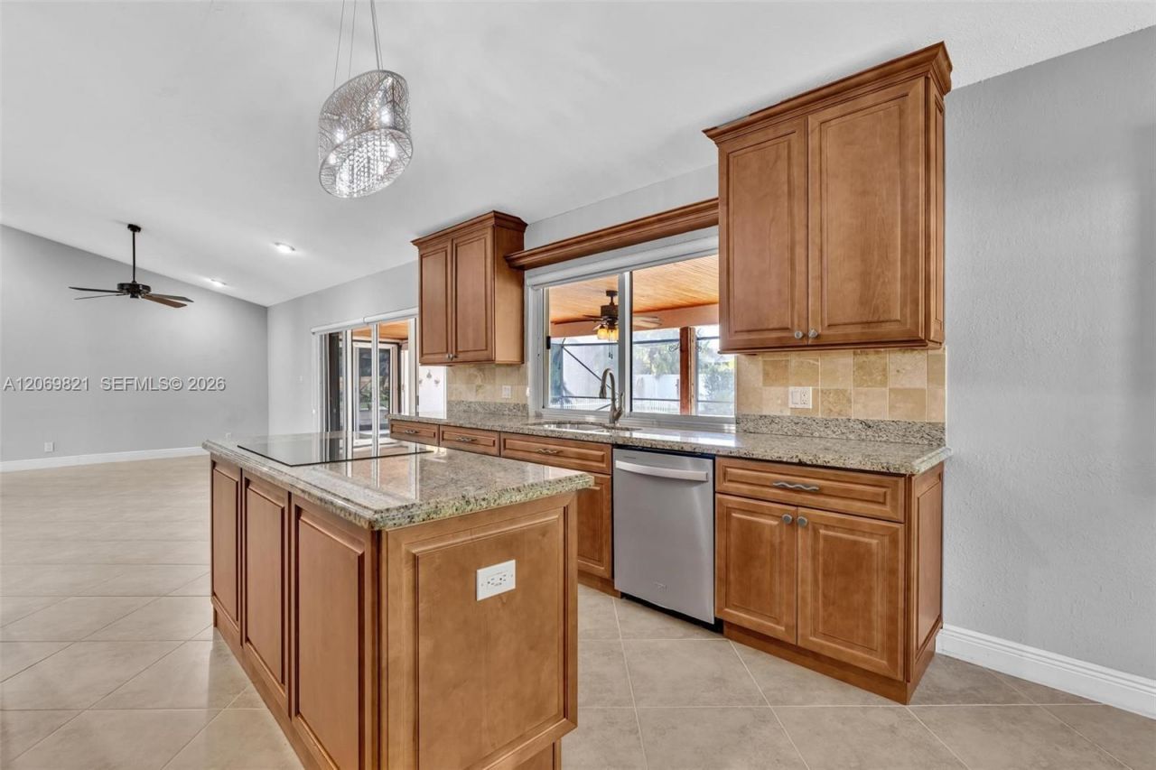 18232 S 104th Ter S , Boca Raton, FL 33498 Photo