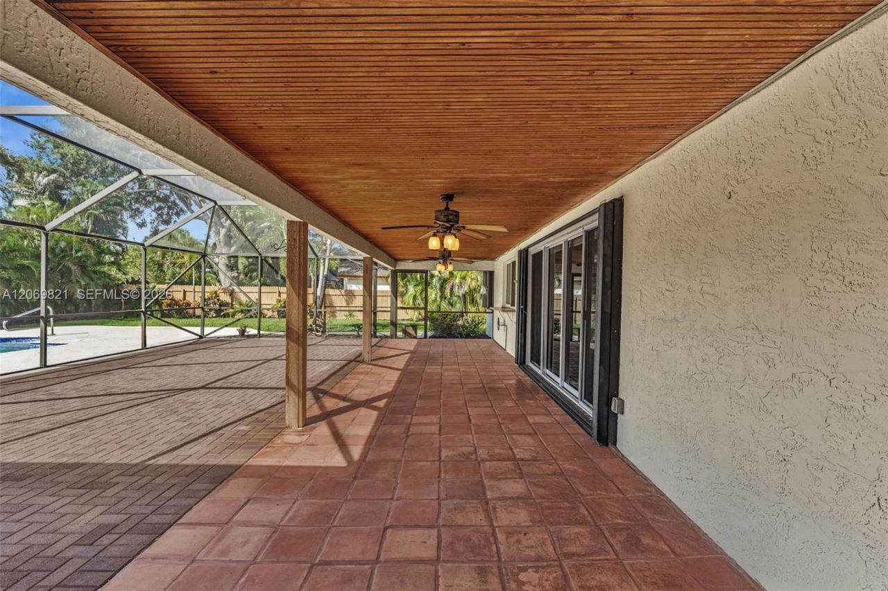 18232 S 104th Ter S , Boca Raton, FL 33498 Photo