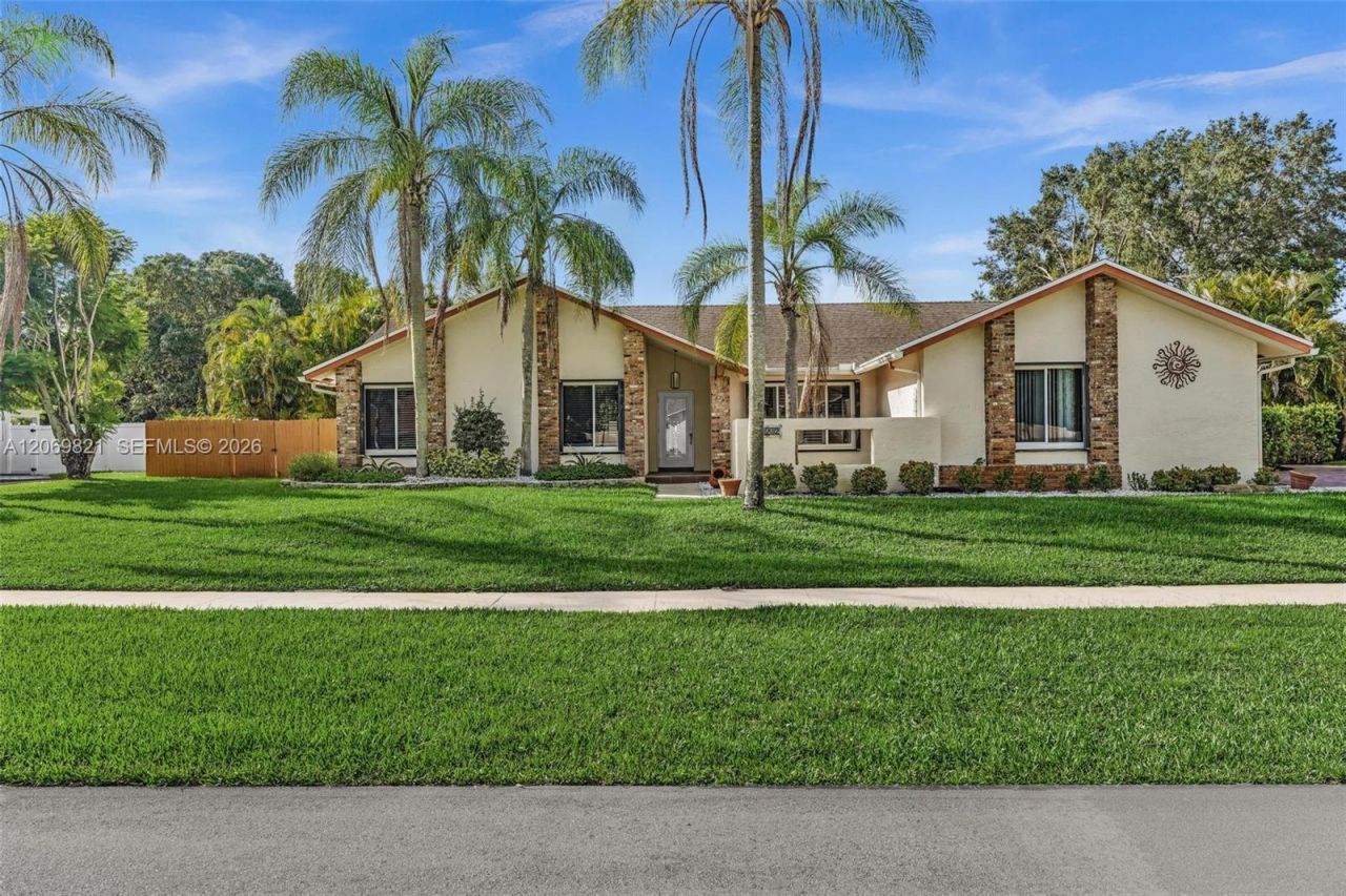 18232 S 104th Ter S , Boca Raton, FL 33498 Photo