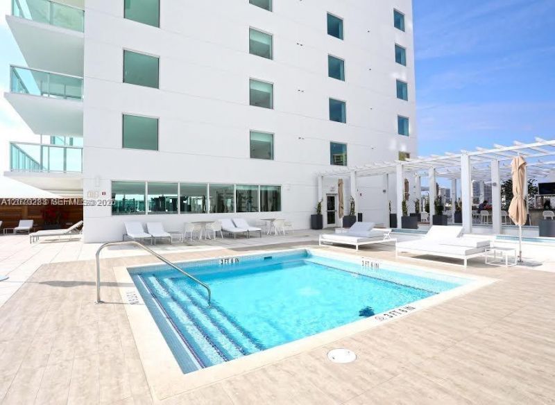 400 Sunny Isles Blvd , Unit 806, Sunny Isles Beach, FL 33160 Photo