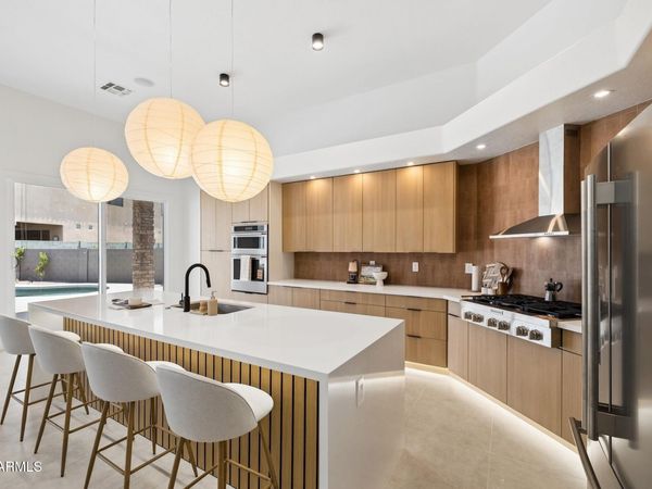 15001 S 5TH Avenue, Phoenix, AZ 85045
