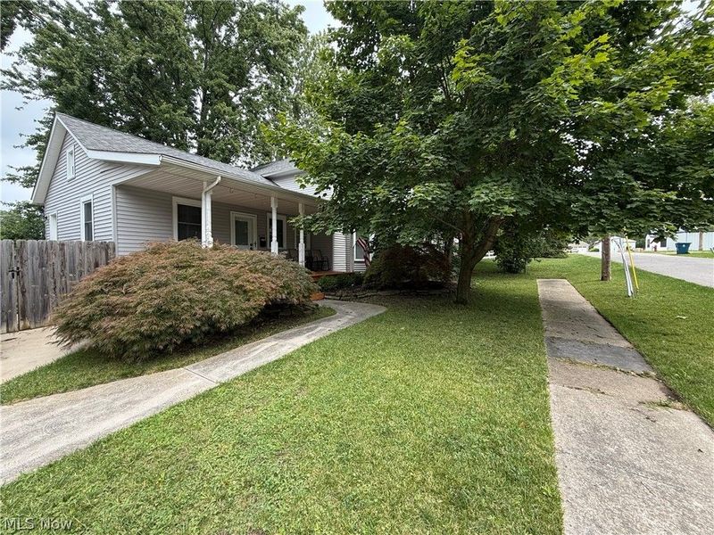 631 Mill Avenue, Amherst, OH 44001 Photo 2