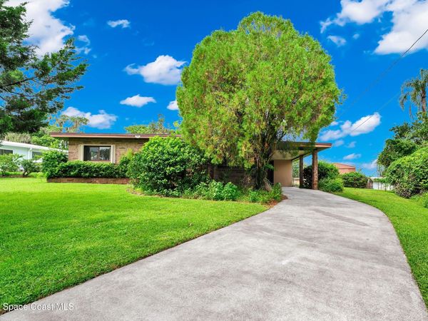 120 N Christmas Hill Road , Titusville, FL 32796