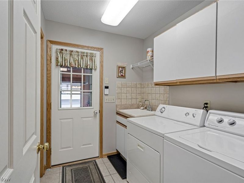 7007 Clingan Road, Unit 48, Poland, OH 44514 Photo 16