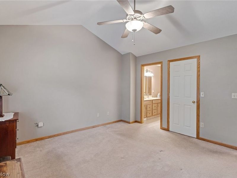 7007 Clingan Road, Unit 48, Poland, OH 44514 Photo 18