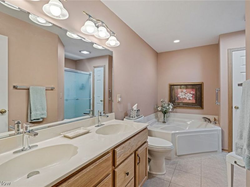 7007 Clingan Road, Unit 48, Poland, OH 44514 Photo 19
