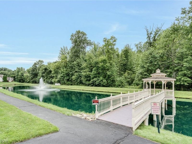 7007 Clingan Road, Unit 48, Poland, OH 44514 Photo 8