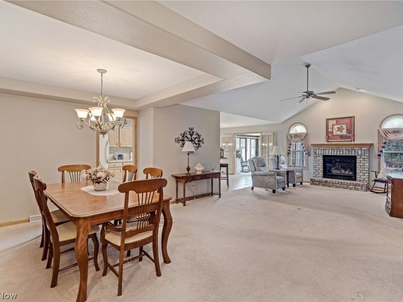7007 Clingan Road, Unit 48, Poland, OH 44514 Photo 9