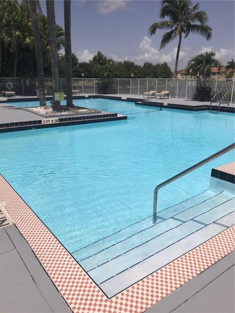 12400 Vista Isles Drive, Unit 1421, Sunrise, FL 33325 Photo