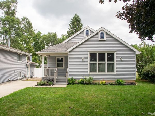 512 Rice Avenue, York Township, Mi 48197