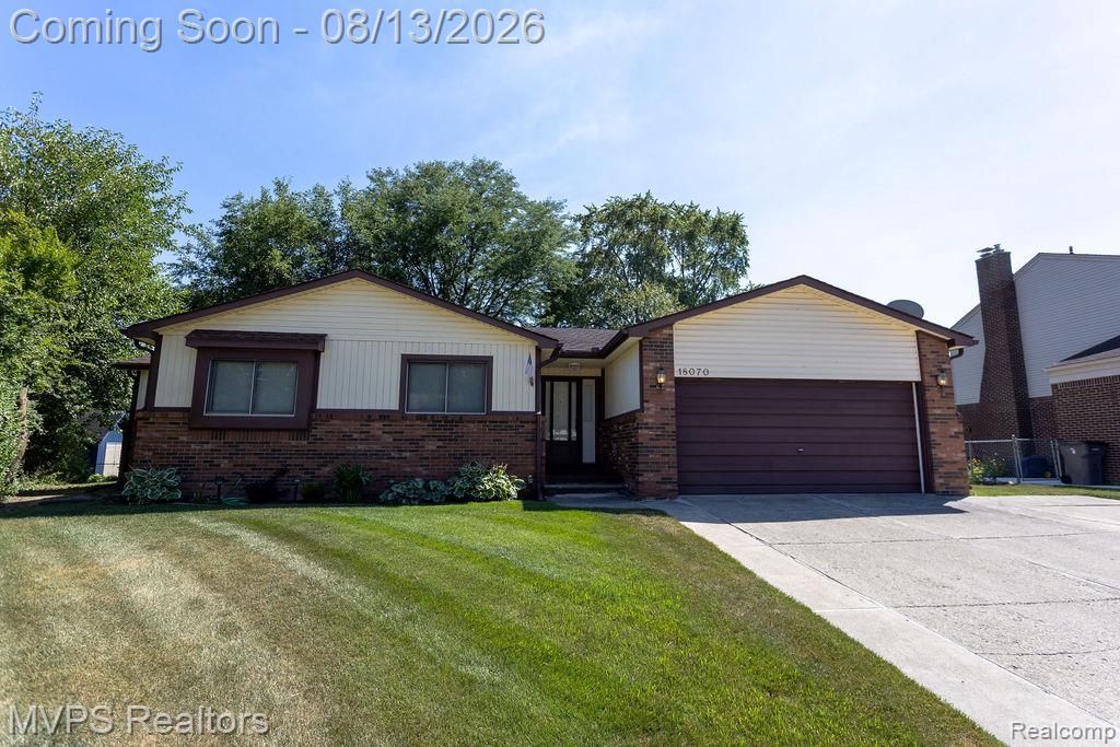 18070 Gaylord Court, Clinton Township, Mi 48035 Main Photo