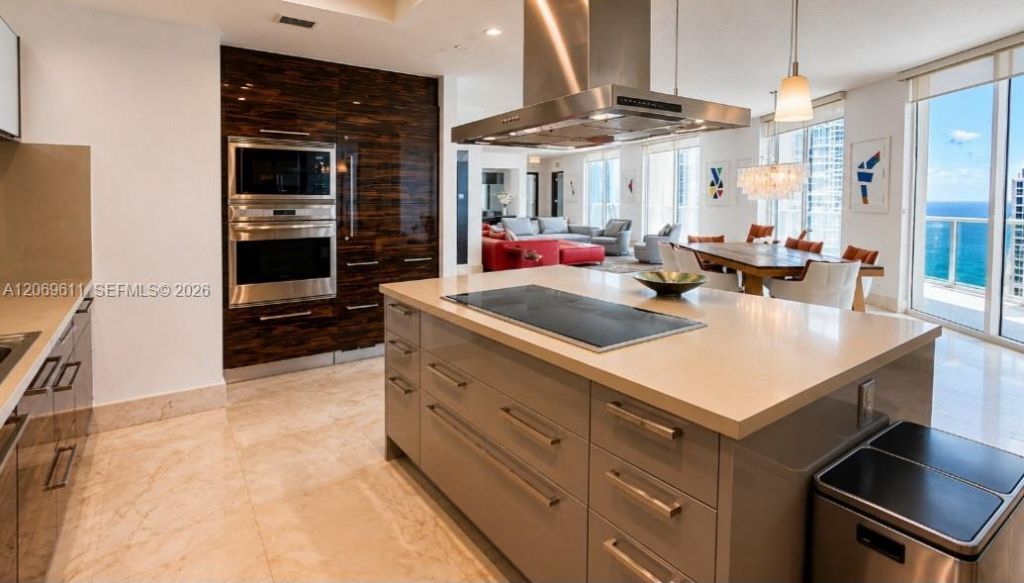 150 Sunny Isles Blvd , Unit 1-UPH1, Sunny Isles Beach, FL 33160 Photo
