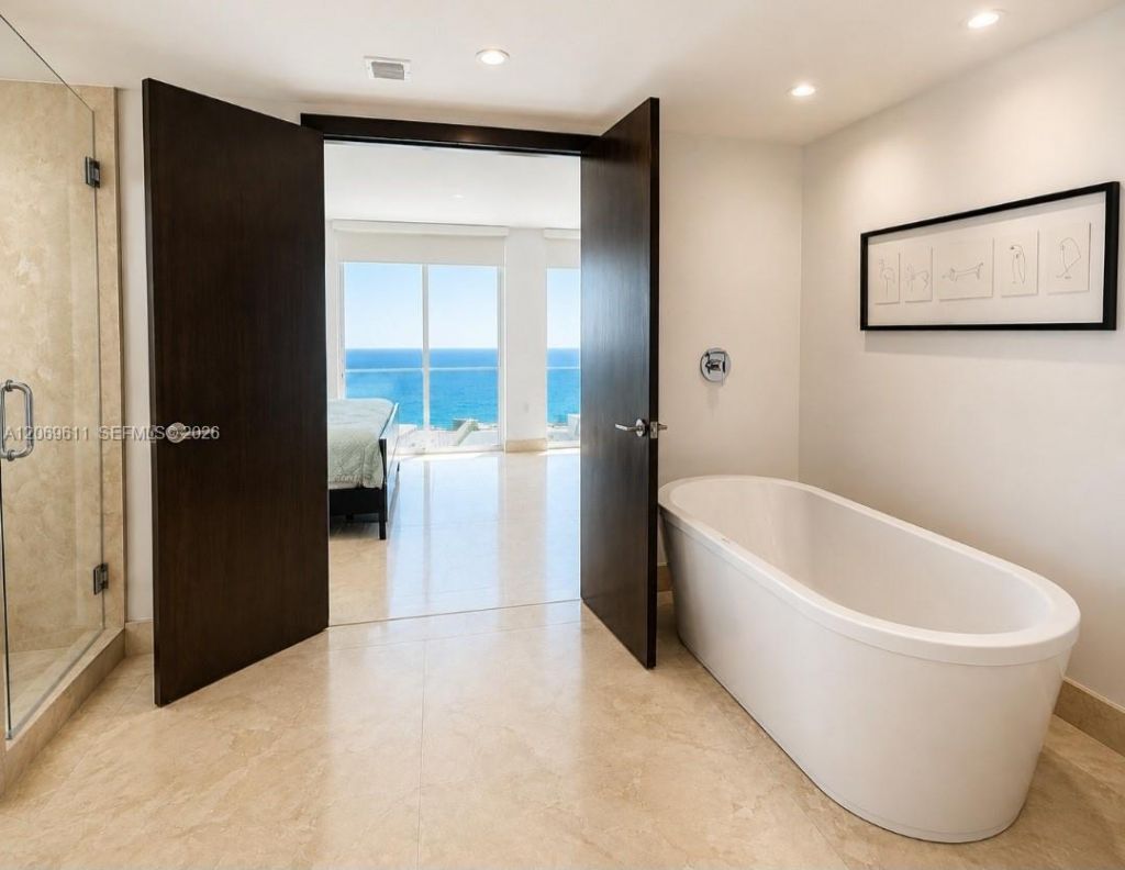 150 Sunny Isles Blvd , Unit 1-UPH1, Sunny Isles Beach, FL 33160 Photo