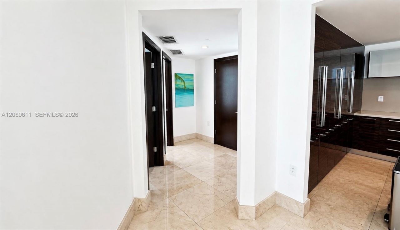 150 Sunny Isles Blvd , Unit 1-UPH1, Sunny Isles Beach, FL 33160 Photo