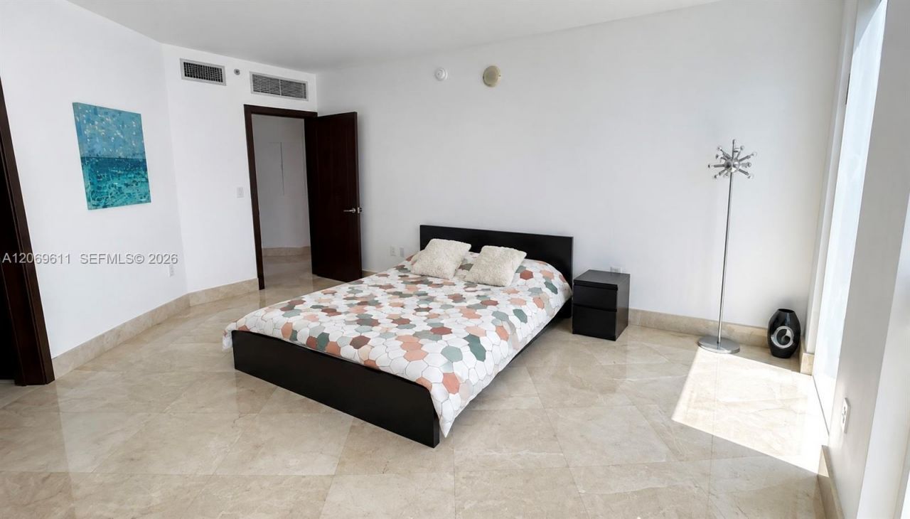 150 Sunny Isles Blvd , Unit 1-UPH1, Sunny Isles Beach, FL 33160 Photo