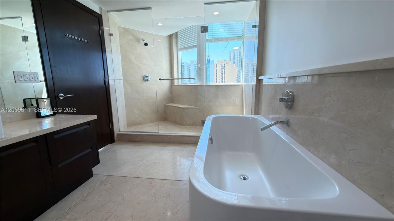 150 Sunny Isles Blvd , Unit 1-UPH1, Sunny Isles Beach, FL 33160 Photo