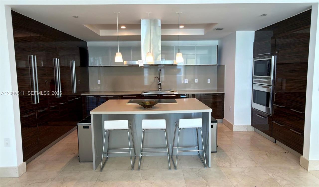 150 Sunny Isles Blvd , Unit 1-UPH1, Sunny Isles Beach, FL 33160 Photo