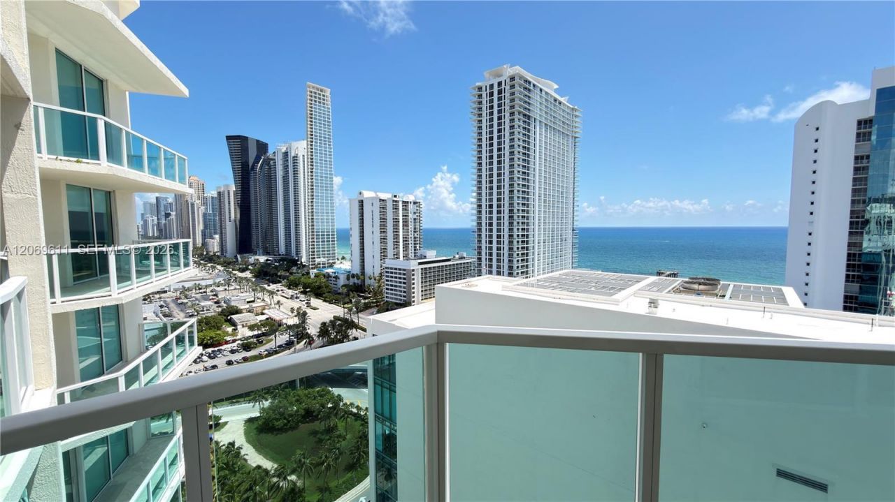 150 Sunny Isles Blvd , Unit 1-UPH1, Sunny Isles Beach, FL 33160 Photo