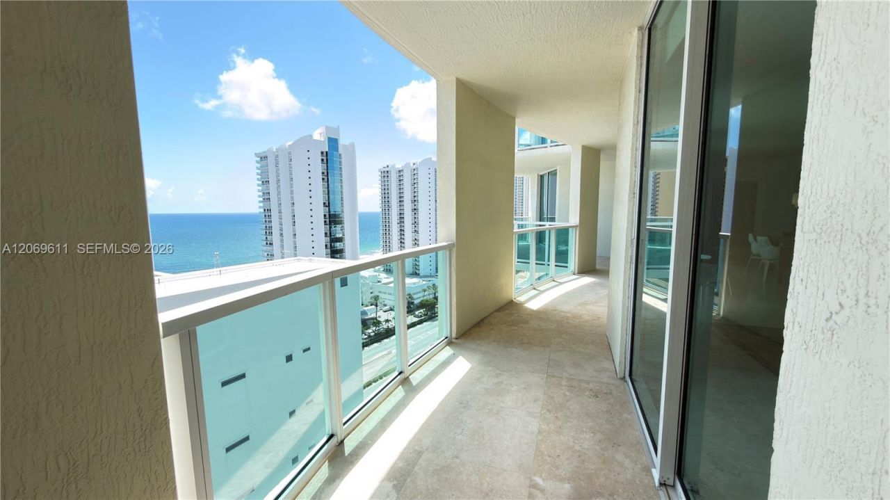 150 Sunny Isles Blvd , Unit 1-UPH1, Sunny Isles Beach, FL 33160 Photo