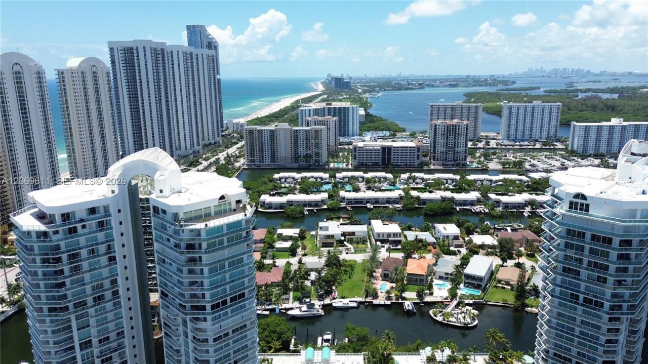 150 Sunny Isles Blvd , Unit 1-UPH1, Sunny Isles Beach, FL 33160 Photo
