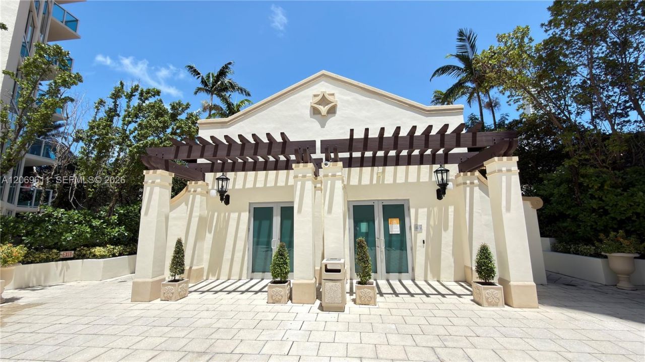 150 Sunny Isles Blvd , Unit 1-UPH1, Sunny Isles Beach, FL 33160 Photo