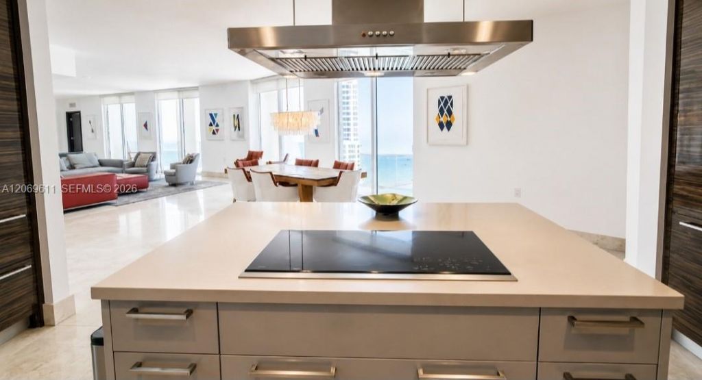 150 Sunny Isles Blvd , Unit 1-UPH1, Sunny Isles Beach, FL 33160 Photo