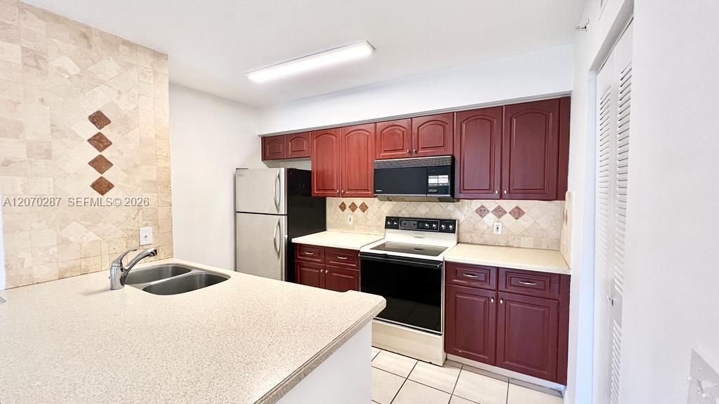 4115 San Marino Blvd , Unit 204, West Palm Beach, FL 33409 Photo