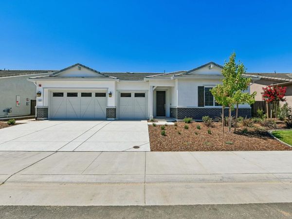 10220 Elara Way, Elk Grove, CA 95757
