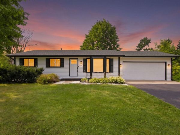 8749 212th Street Court N, Forest Lake, MN 55025