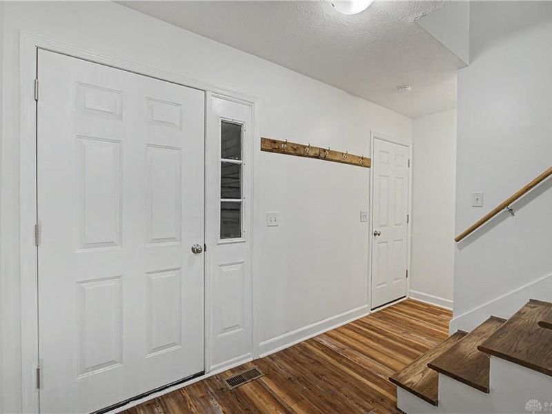 315 Locust View Way, Troy, OH 45373 Photo 7