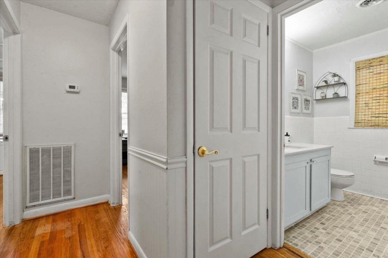 416 N Railroad Ave. Photo 18