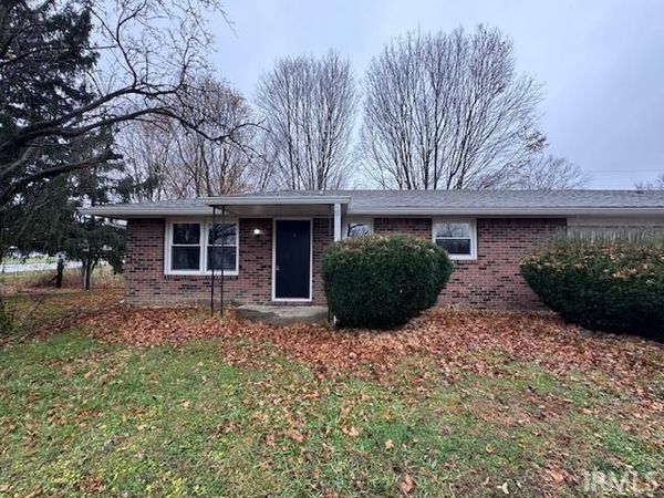 8436 E State Road 32, Anderson, IN 46017