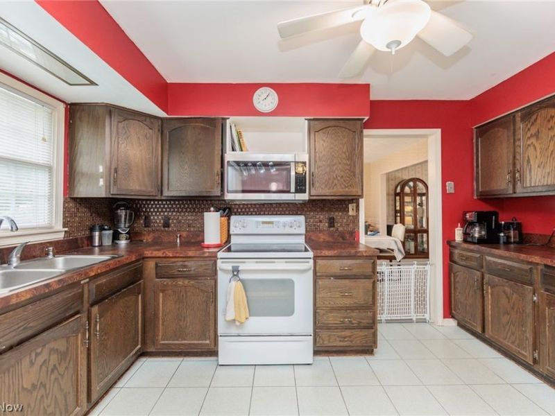 20246 Drake Road, Strongsville, OH 44136 Photo 15