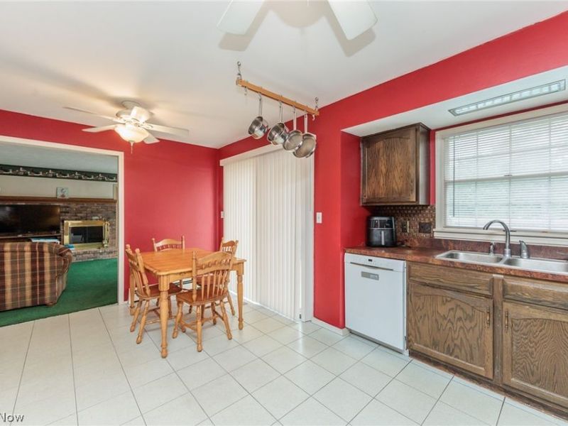 20246 Drake Road, Strongsville, OH 44136 Photo 17