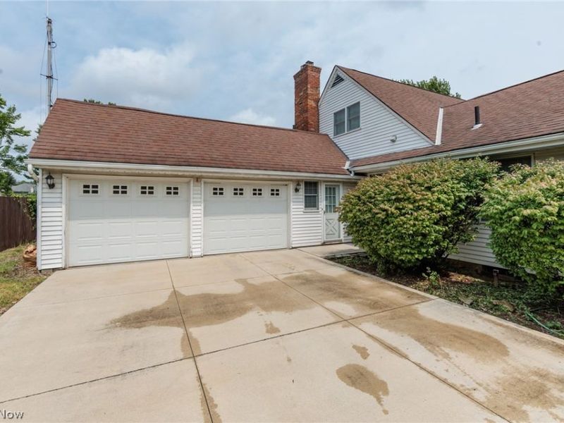 20246 Drake Road, Strongsville, OH 44136 Photo 2