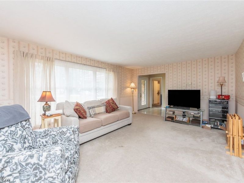 20246 Drake Road, Strongsville, OH 44136 Photo 7