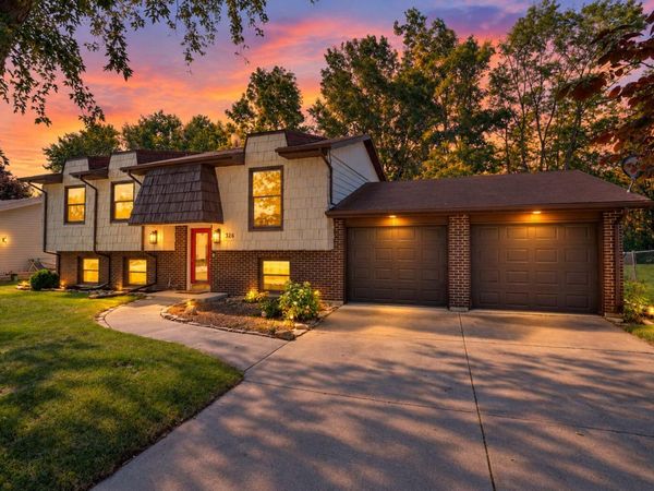 326 E Franklin Street, Clinton, MI 49236