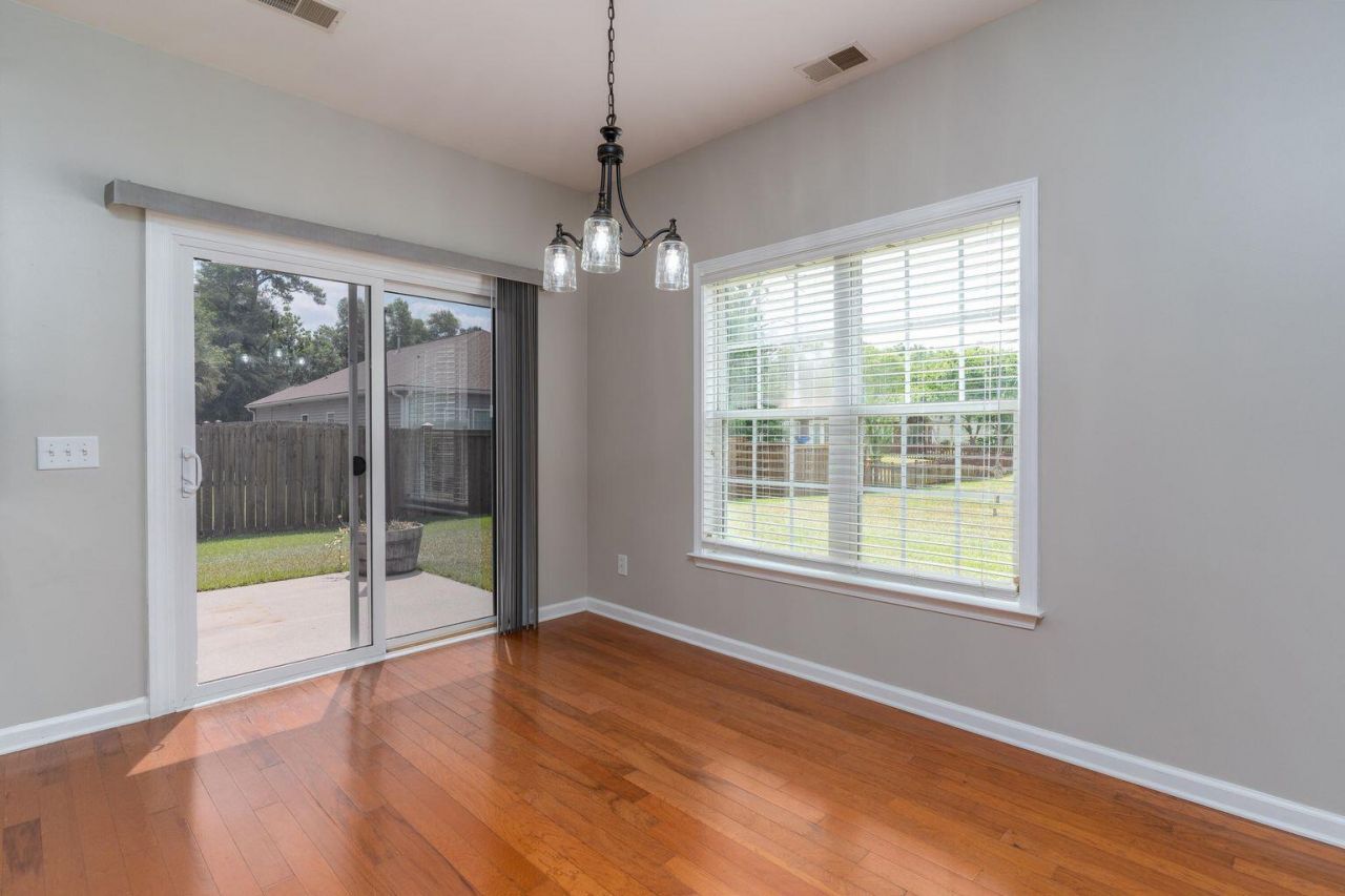5005 Brownhare Court Photo 11