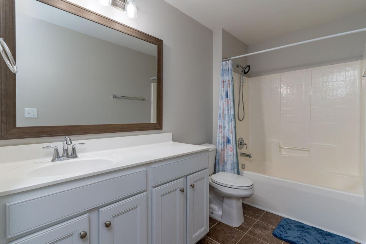 5005 Brownhare Court Photo 19