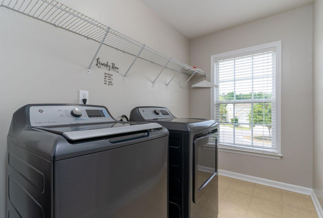 5005 Brownhare Court Photo 24