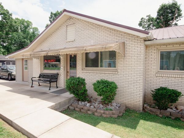 2323 N Jackson St , Normandy, TN 37360