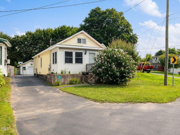63 Osborne Road, Albany, NY 12205