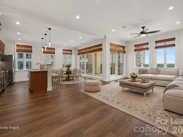230 S Tryon Street, Charlotte, NC 28202