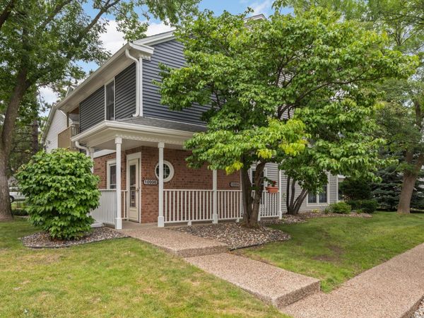 10998 Quebec Avenue S, Bloomington, MN 55438